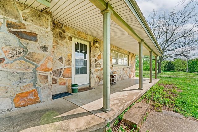 3648 and 3644 W Highway 62, Berryville, AR 72616