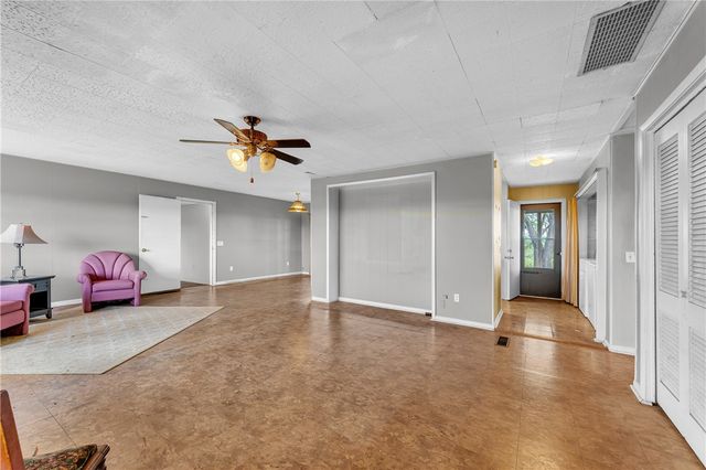 3648 and 3644 W Highway 62, Berryville, AR 72616