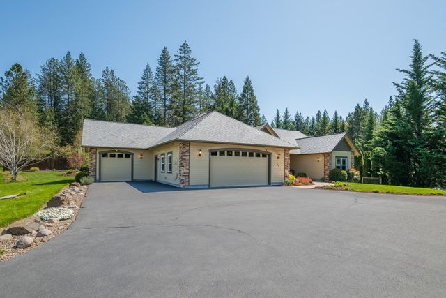 449 S Espey Road, Grants Pass, OR 97527