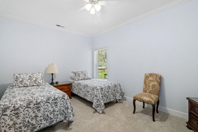 449 S Espey Road, Grants Pass, OR 97527