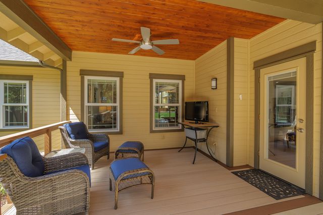 449 S Espey Road, Grants Pass, OR 97527