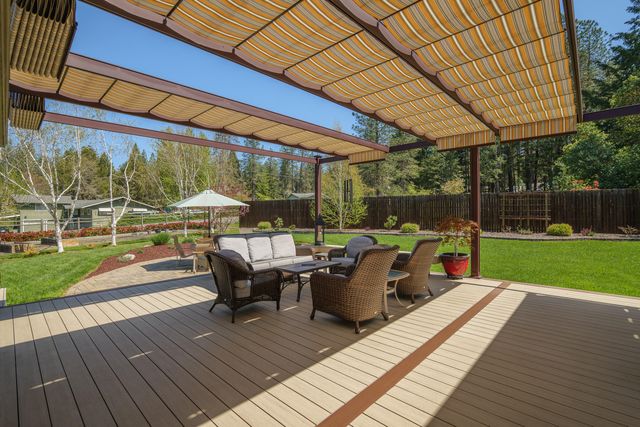 449 S Espey Road, Grants Pass, OR 97527