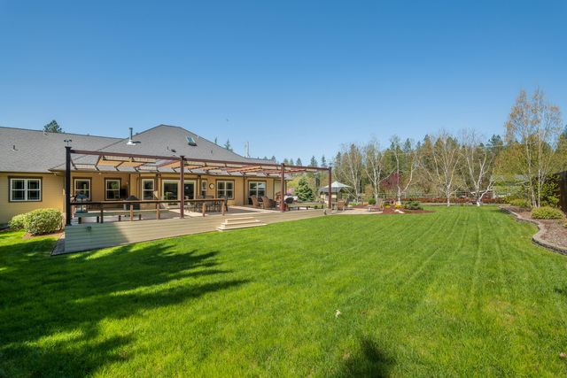 449 S Espey Road, Grants Pass, OR 97527