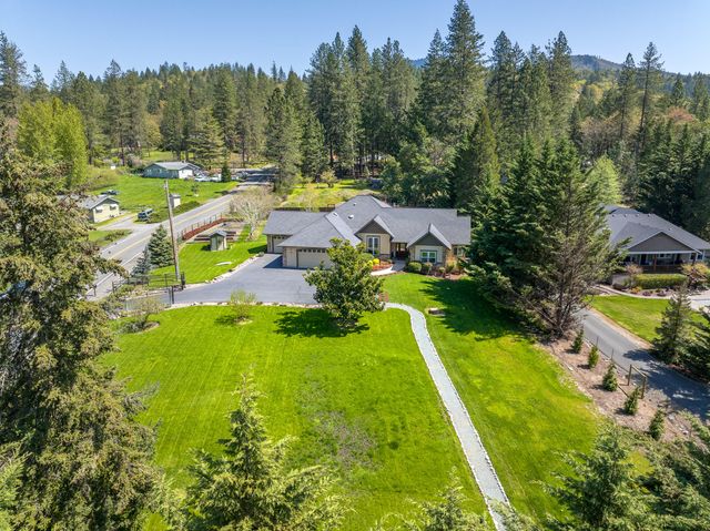 449 S Espey Road, Grants Pass, OR 97527