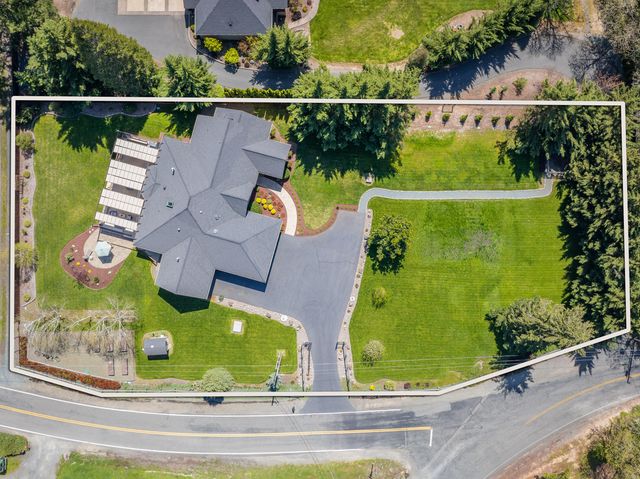 449 S Espey Road, Grants Pass, OR 97527