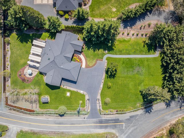 449 S Espey Road, Grants Pass, OR 97527