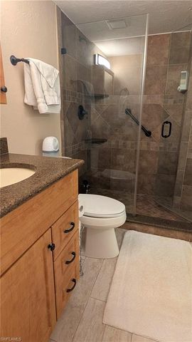 7410 Lake Breeze DR 210, Fort Myers, FL 33907