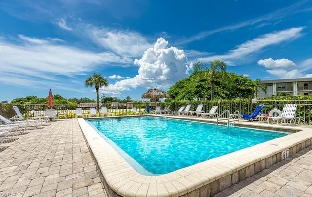7410 Lake Breeze DR 210, Fort Myers, FL 33907