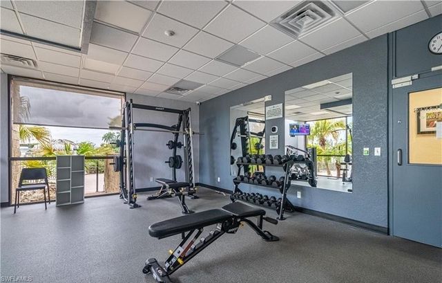 7410 Lake Breeze DR 210, Fort Myers, FL 33907