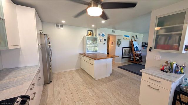 7410 Lake Breeze DR 210, Fort Myers, FL 33907