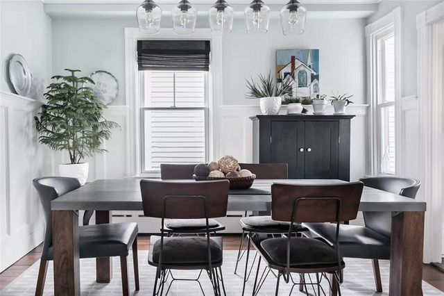 16 Carroll Avenue, Newport, RI 02840