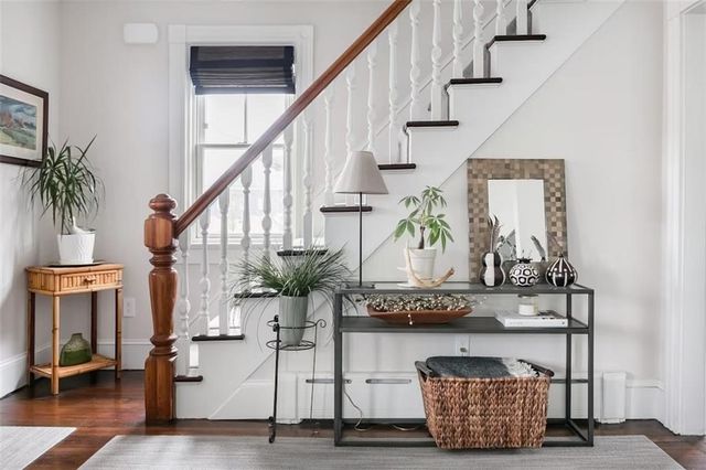 16 Carroll Avenue, Newport, RI 02840