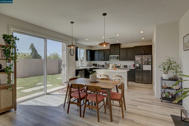 281 Cinnabar Way, Oakley, CA 94561