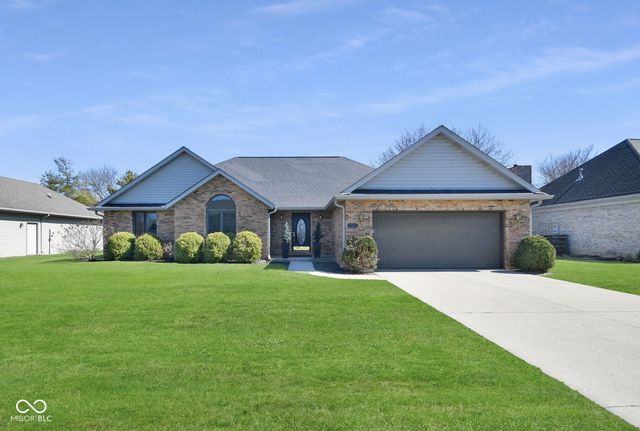 700 S Buckingham Road, Yorktown, IN 47396