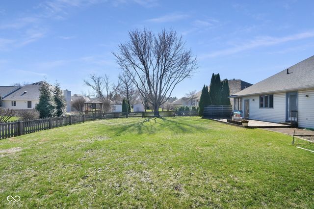 700 S Buckingham Road, Yorktown, IN 47396