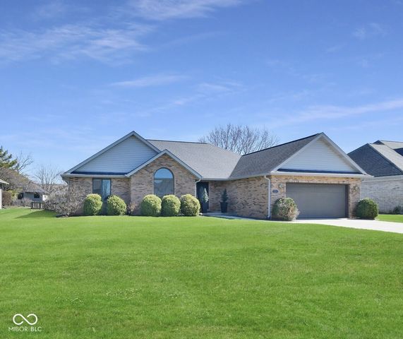 700 S Buckingham Road, Yorktown, IN 47396
