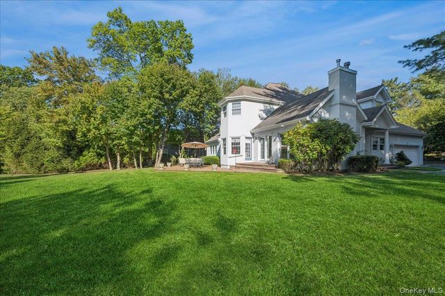 5 Morgan Lane, Locust Valley, NY 11560