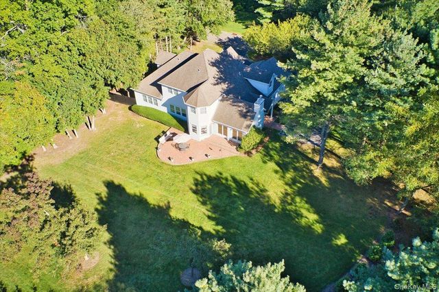 5 Morgan Lane, Locust Valley, NY 11560