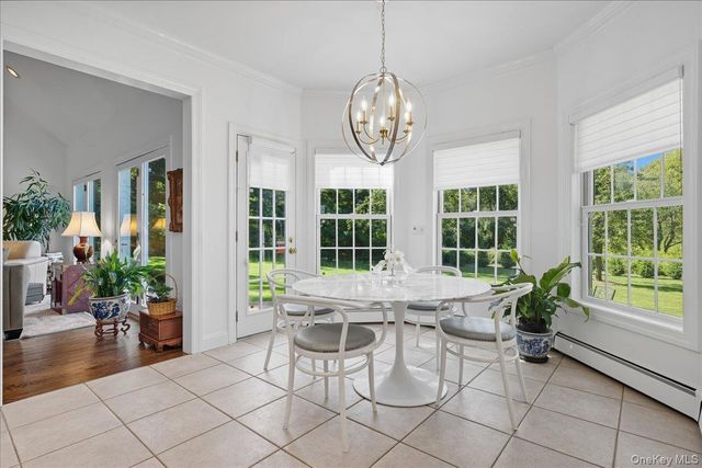 5 Morgan Lane, Locust Valley, NY 11560