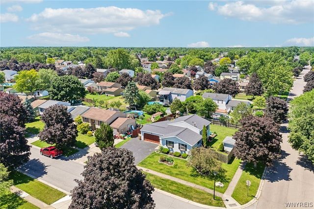 92 Woodgate Drive, Cheektowaga, NY 14227