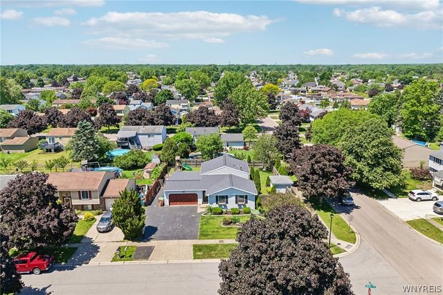 92 Woodgate Drive, Cheektowaga, NY 14227