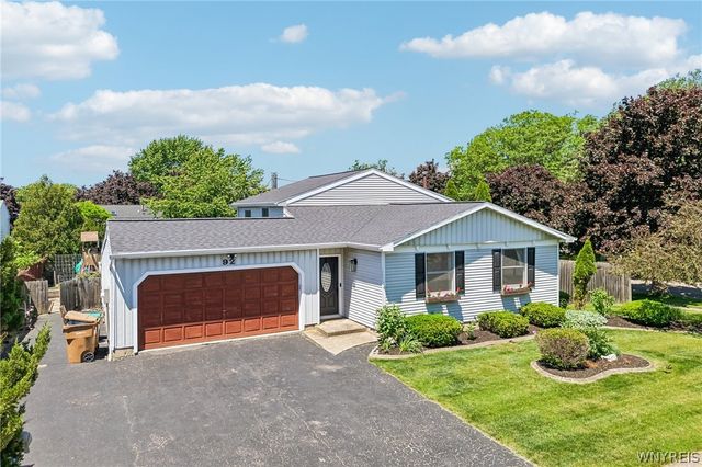 92 Woodgate Drive, Cheektowaga, NY 14227