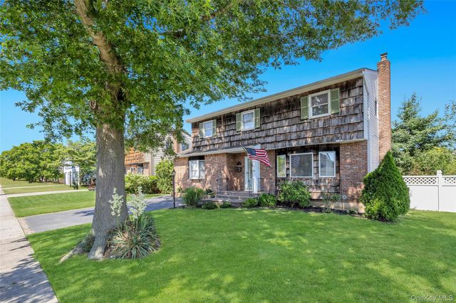 15A Totten Street, Bethpage, NY 11714
