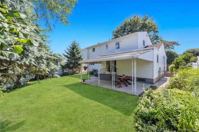 15A Totten Street, Bethpage, NY 11714