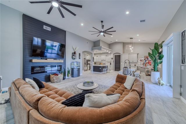 6314 S Via Del Mar, Fort Mohave, AZ 86426