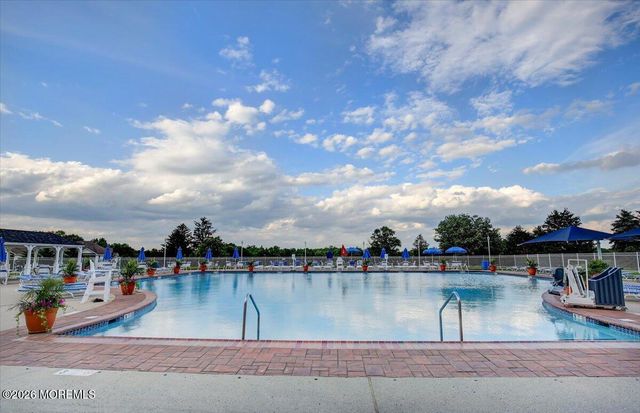 258 Shinnecock Drive, Manalapan, NJ 07726