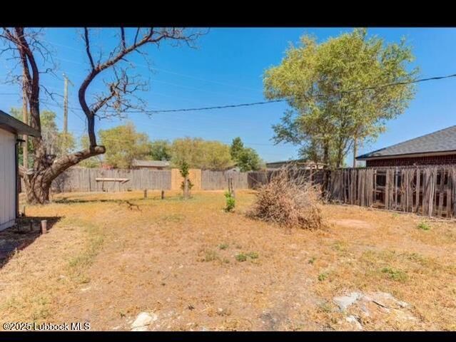 2715 E 2nd Place, Lubbock, TX 79403