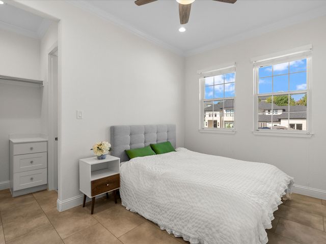 1121 Excalibur Boulevard, Lewisville, TX 75056