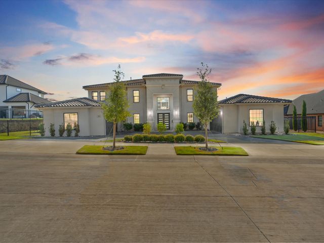 1121 Excalibur Boulevard, Lewisville, TX 75056