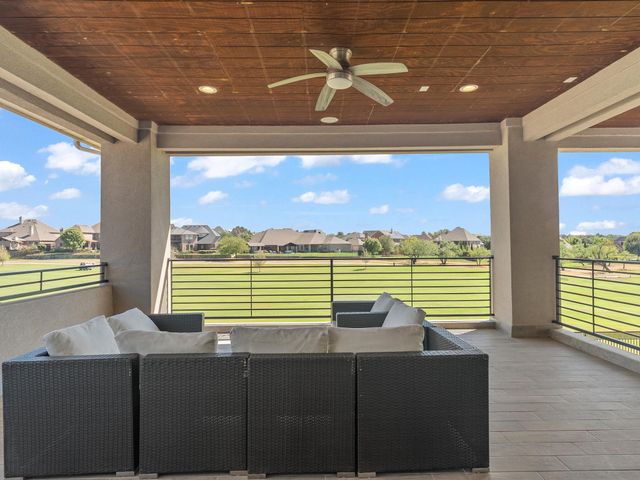 1121 Excalibur Boulevard, Lewisville, TX 75056