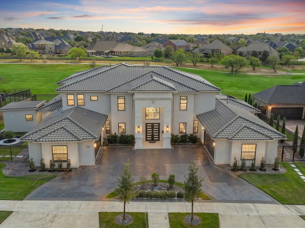 1121 Excalibur Boulevard, Lewisville, TX 75056 — photo 2