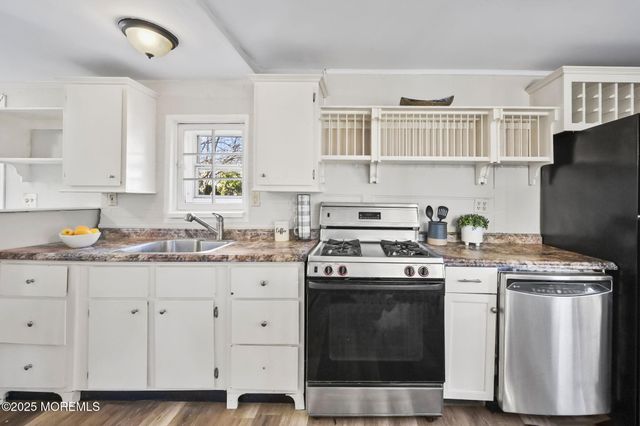 18 Union Street, Toms River, NJ 08753