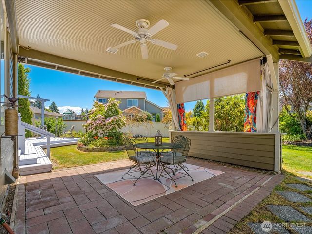 3138 Hunter Court, Enumclaw, WA 98022
