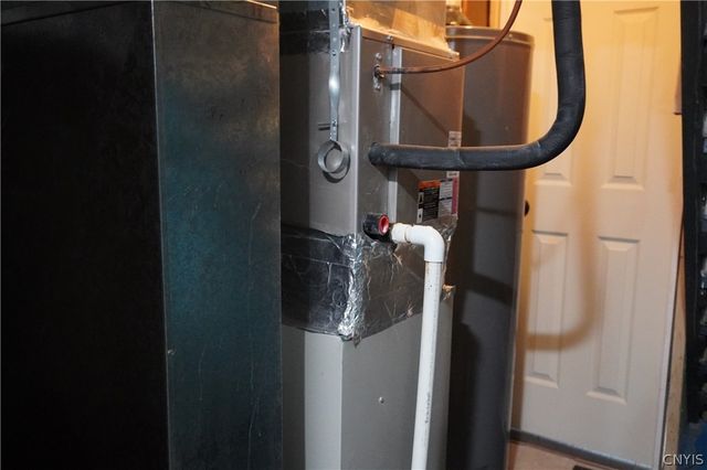 307 Gillespie Avenue, Camillus, NY 13219