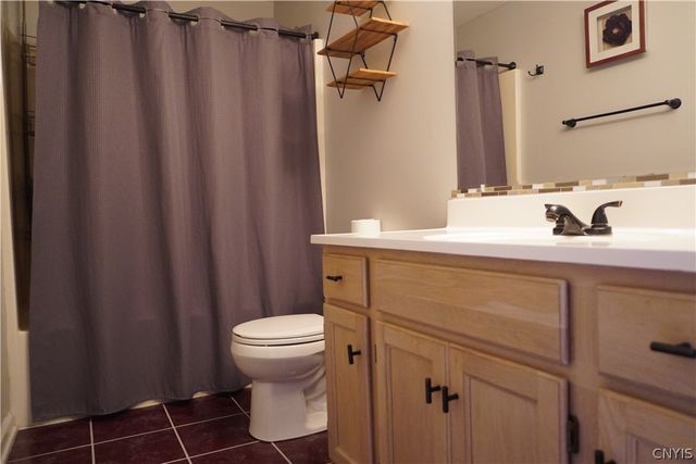 307 Gillespie Avenue, Camillus, NY 13219