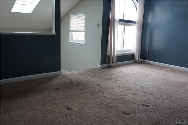 307 Gillespie Avenue, Camillus, NY 13219