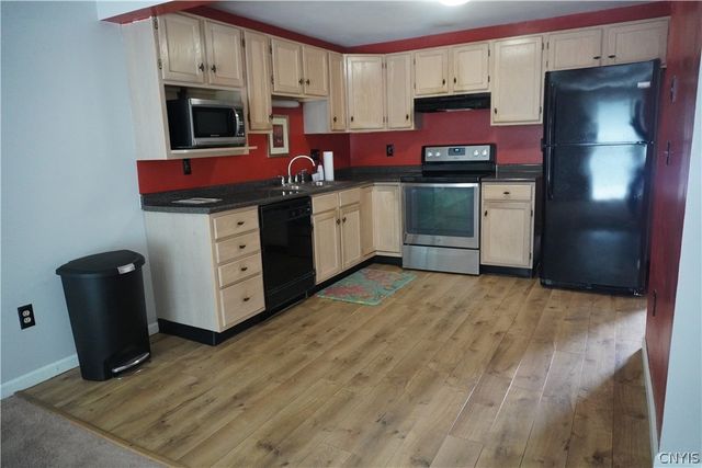 307 Gillespie Avenue, Camillus, NY 13219