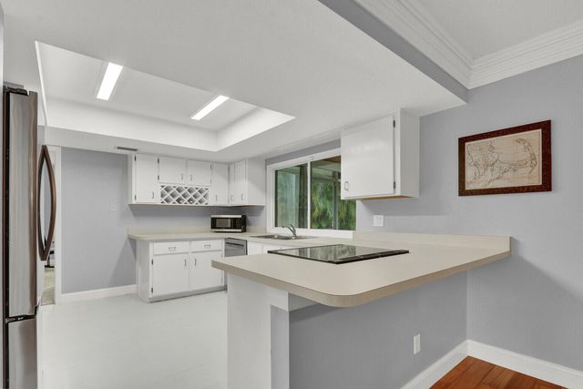 3035 SE Glasgow Drive, Stuart, FL 34997