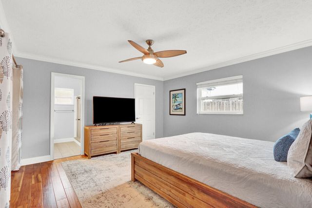 3035 SE Glasgow Drive, Stuart, FL 34997