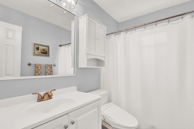 3035 SE Glasgow Drive, Stuart, FL 34997