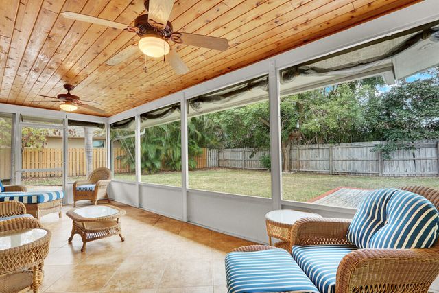 3035 SE Glasgow Drive, Stuart, FL 34997