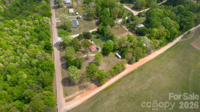 3995 Old Catawba Road, Claremont, NC 28610