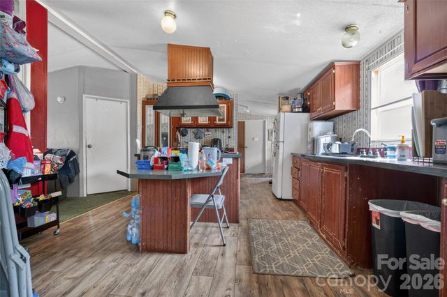 3995 Old Catawba Road, Claremont, NC 28610