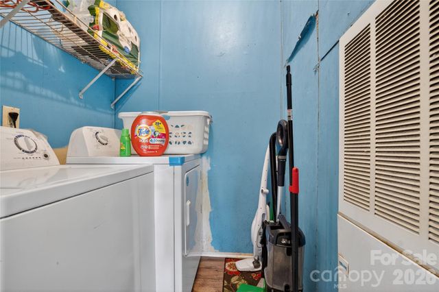 3995 Old Catawba Road, Claremont, NC 28610