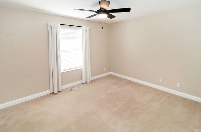 3444 Stoney Lake Drive, Evansville, IN 47725