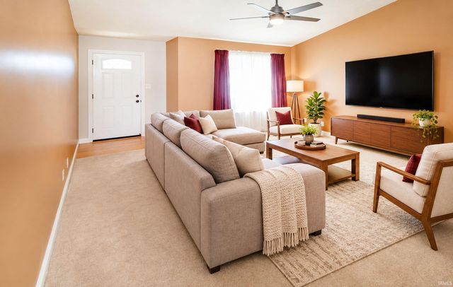 3444 Stoney Lake Drive, Evansville, IN 47725